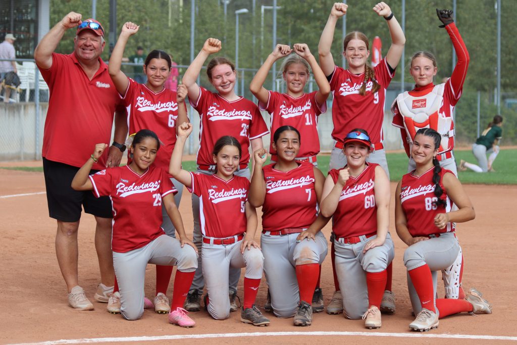 U19-Softballteam der Main-Taunus Redwings nach zwei Siegen in Mainz