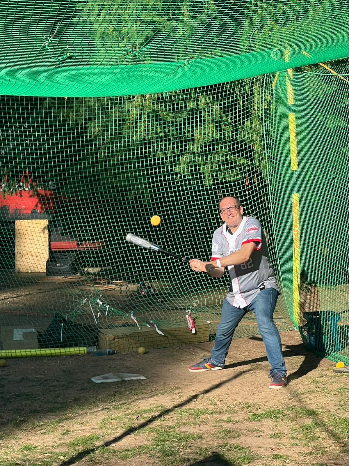 Bürgermeister Dr. Frank Blasch im Batting Cage