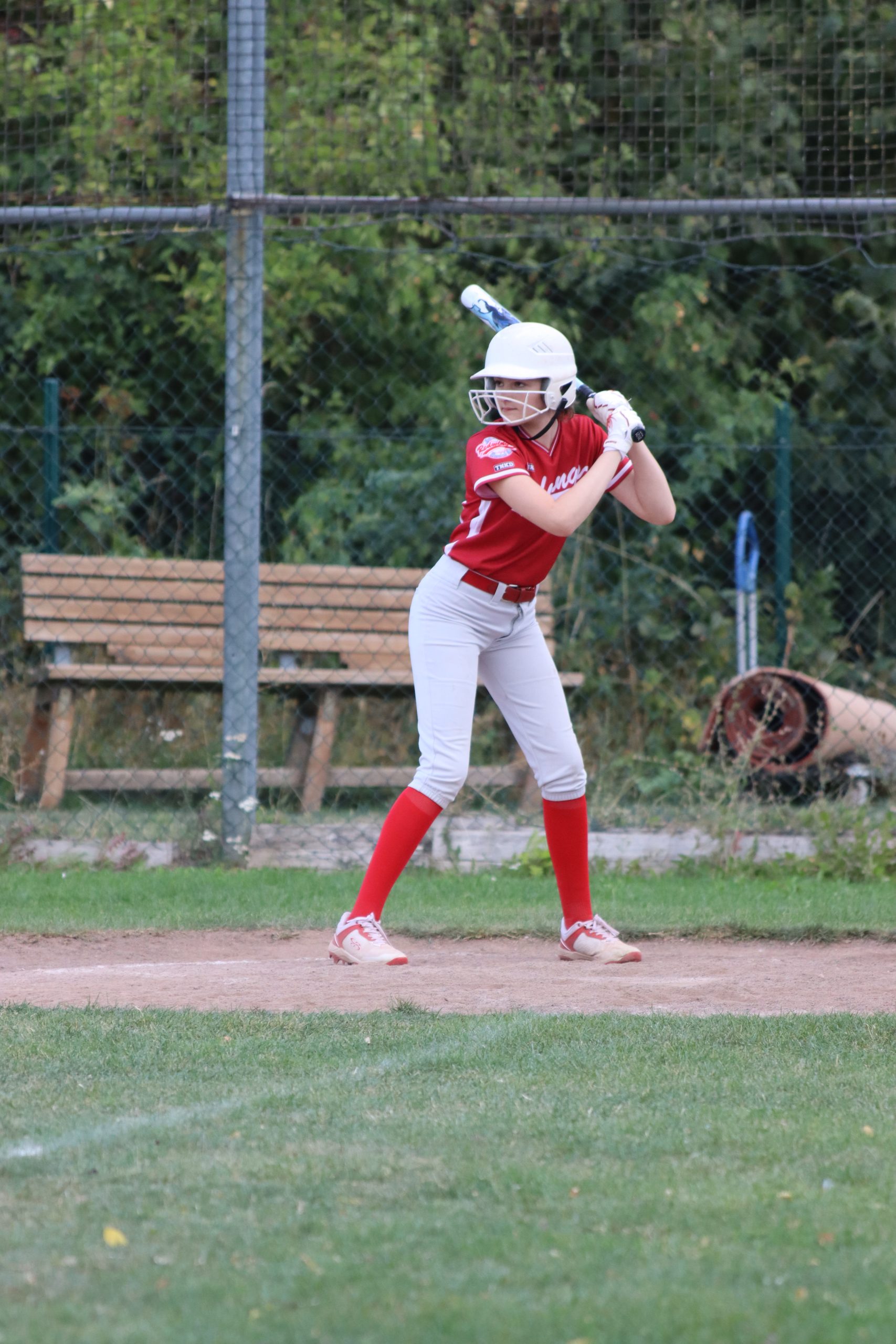 Redwings-Spielerin bereit zum Schlag